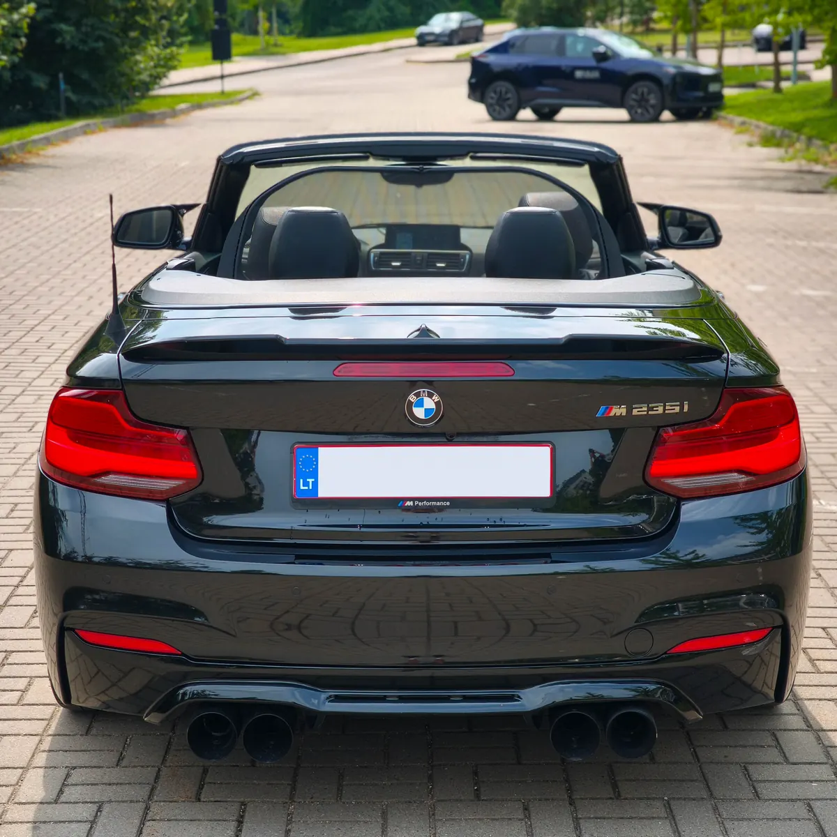 A customer's photo of their car, the starting point for the keychain